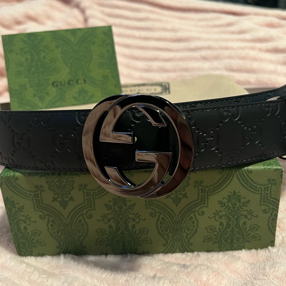 Signature Gucci Belt (Size: 38)